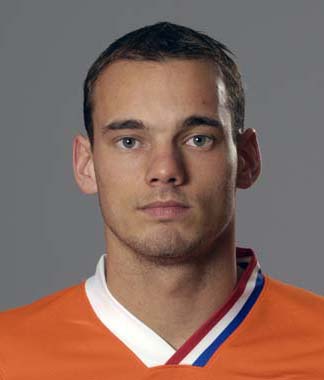 wesley sneijder hot. Team captain Wesley Sneijder